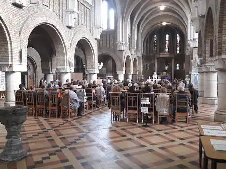 Église Saint-Quentin de Quaregnon