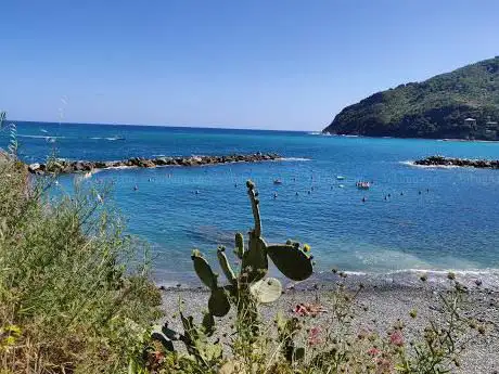 Spiaggia Vallesanta