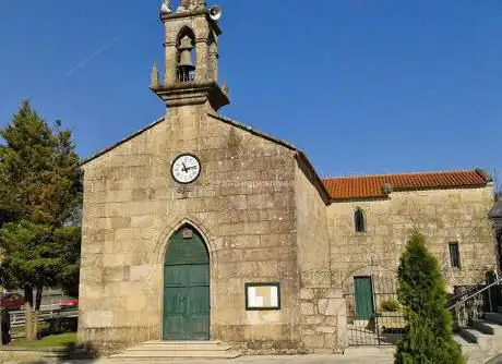 Photo de Igrexa de San Mamede de Petelos