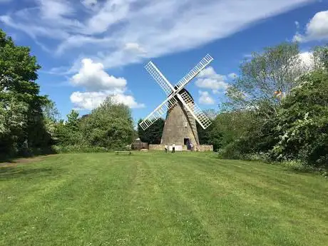 Photo de Bradwell Windmill