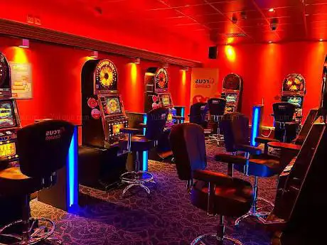 Circus Casino à Loverval - Votre salle de jeux et de loisirs