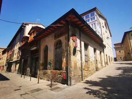 Photo de Etxanobetarren etxea