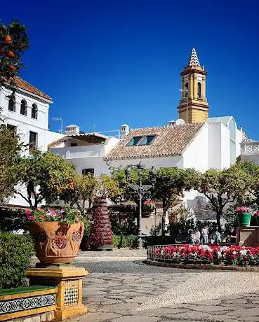 Photo de Plaza de las Flores de Estepona