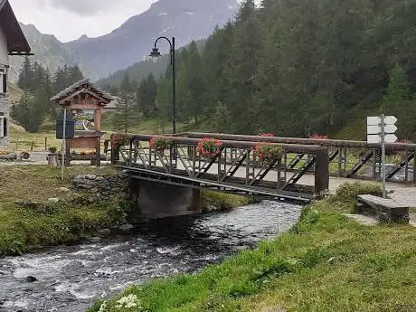 Photo de Rifugio Sesto Calende Alpe Devero Cai