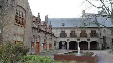 Sint-Walburgastraat 8630 Veurne