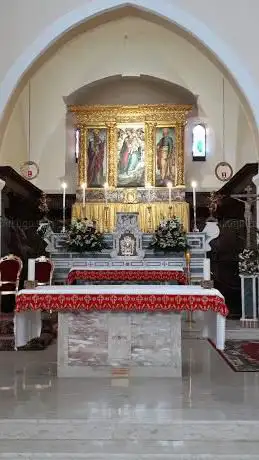 Photo de Madonna che scioglie i Nodi