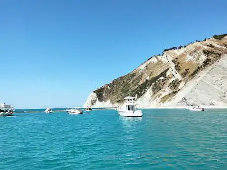 Siro boat