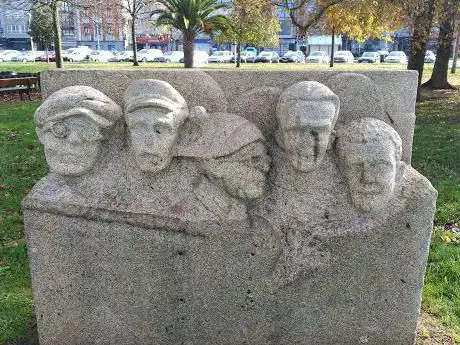 Monumento Ilustres
