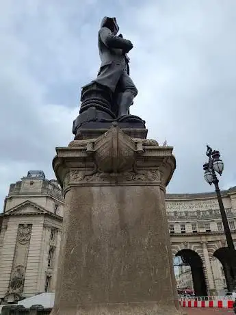 Photo de Captain James Cook Statue