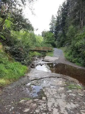 Bridge with large Stones