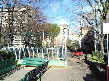 Photo de Giardino di piazza Valdelsa