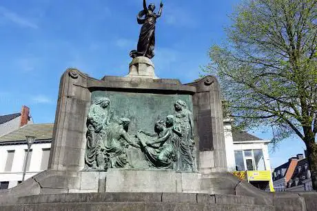Zegeplein - Monument voor de gesneuvelden