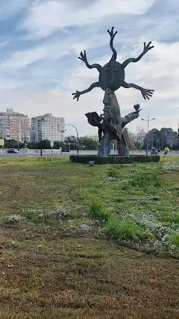 Photo de Escultura de Sol de Ripollés