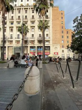 Photo de Piazza Carità