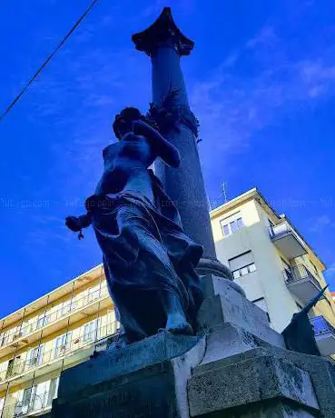 Photo de The Statue of Liberty in Salerno
