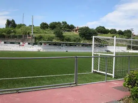 Photo de Campo De Futbol BERANGO
