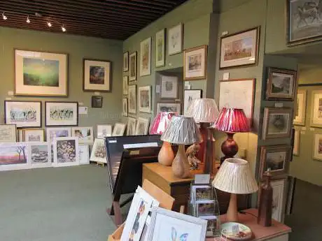 Photo de Classic Picture Frames