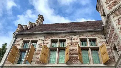 Wijnpershuis