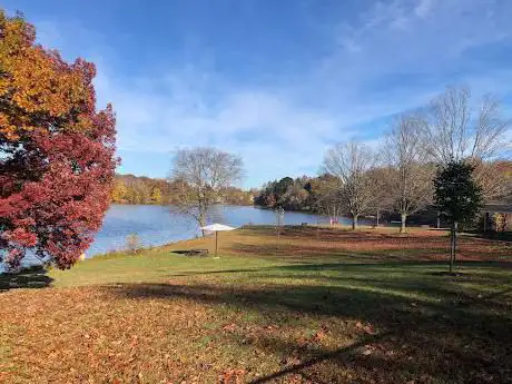 Photo de Lake Saltonstall