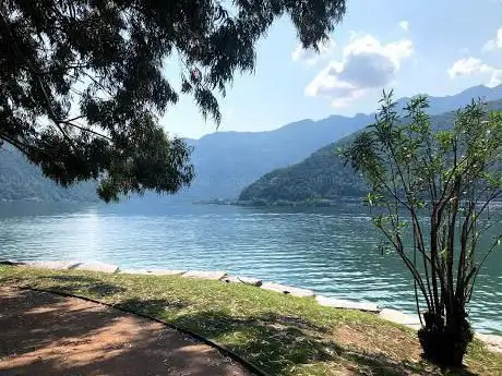 Photo de Lungolago di Melide
