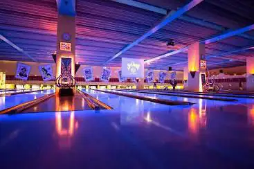 Bowling West
