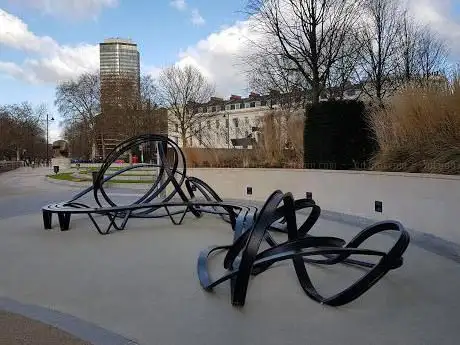 Photo de Riverside Walk Gardens