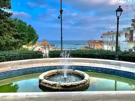 Photo de Villa Comunale Regina Margherita