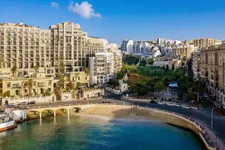 Photo de Malta Direct