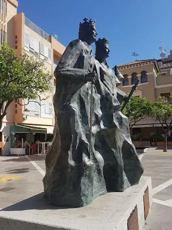 Photo de Monumento a los Reyes Católicos