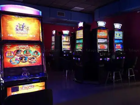 Photo de JOLLY GAMES SALA SLOT VLT