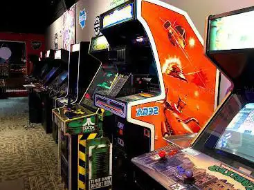 Photo de Quarter Up Bar + Arcade