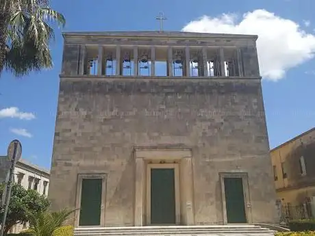 Photo de Church of the Blessed Heart of Jesus