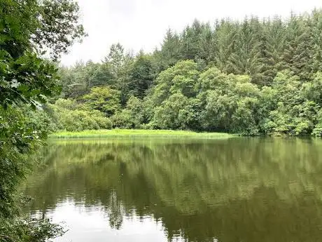 Photo de Eavestone Lake