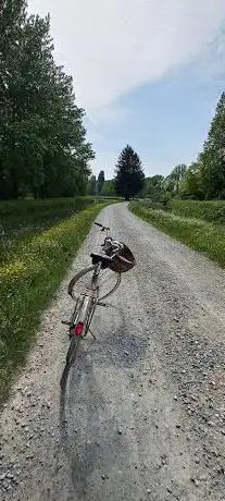 Photo de Ciclabile del Naviglio Civico di Cremona