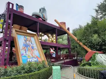 K3 Roller Skater
