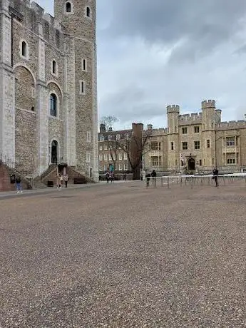 Photo de The Crown Jewels