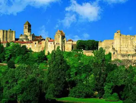Photo de Tourist Office of Chauvigny - Medieval City