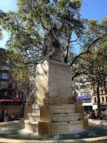 Photo de Statue of William Shakespeare