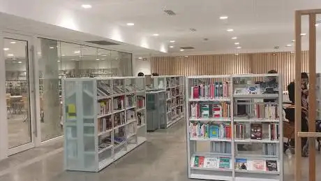Bibliothèque Assia Djebar