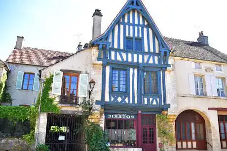 Photo de Office de Tourisme du Grand Vézelay Bureau de Noyers