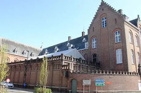 Klooster- en scholencomplex van de zusters van de Heilige Jozef van Calasanz