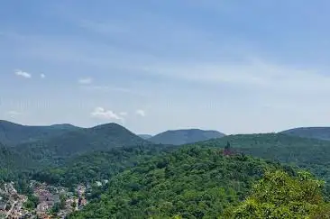 Photo de Aussichtsplattform Herzogweiherblick