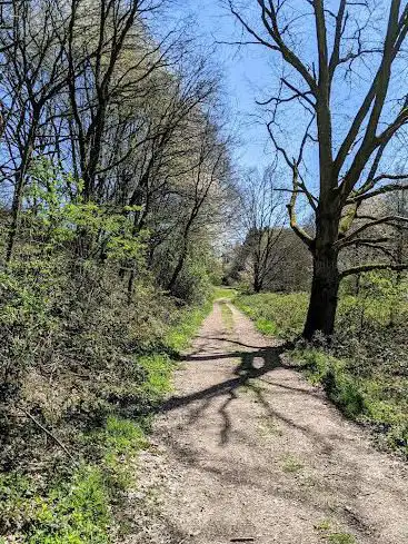 Wanderparkplatz „Bach und Burren-Pfad“