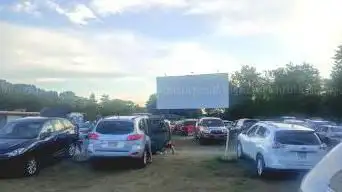 Photo de Midway Drive-In Theatre