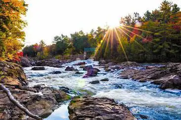 Parc régional de la Rivière-du-Nord | Chutes Wilson (baignade interdite)
