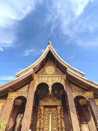 Photo de Cultural Center Lao / Pagoda Wat Xiengthong