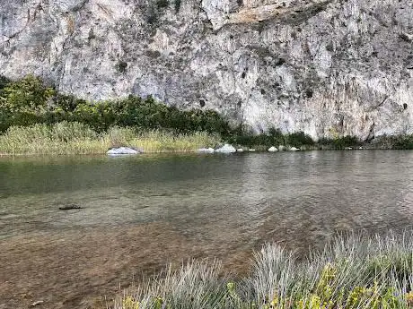 Photo de Lago Mergolo della Tonnara