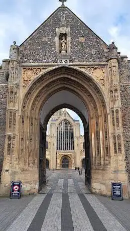 Photo de The Erpingham Gate