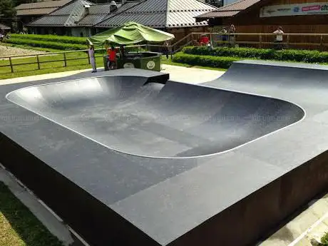 Photo de Mooveramps Costruzione skatepark