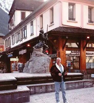 Michel Passard Statue